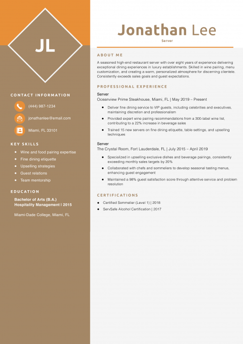 High-End Restaurant Server Resume Example