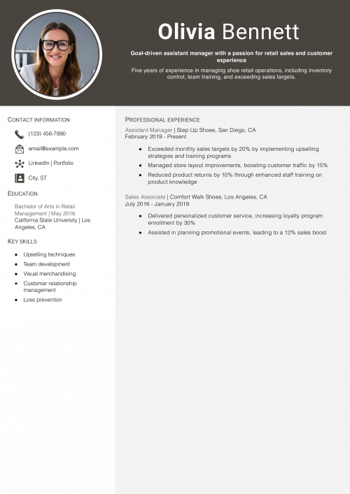 Assistant Manager, Shoe Store Resume Example