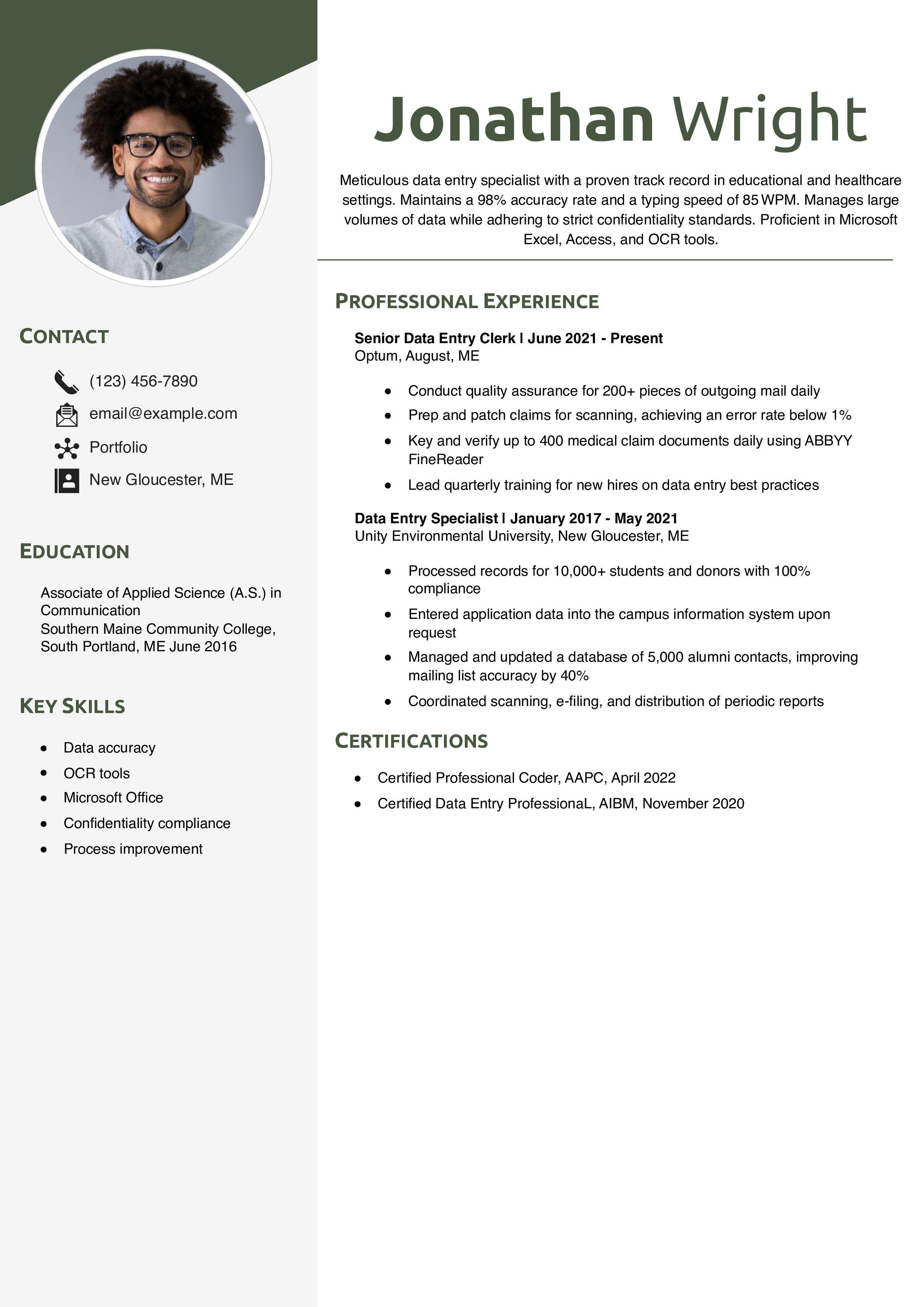 Data Entry Specialist Resume Example