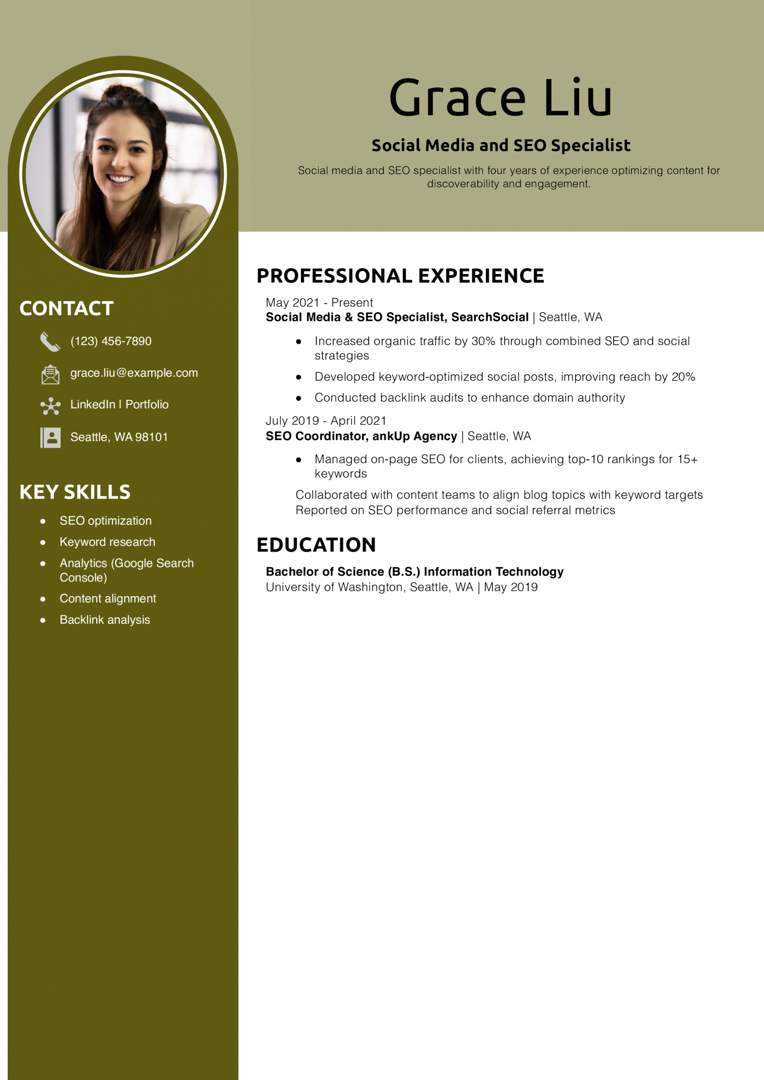 Social Media and SEO Specialist Resume Example