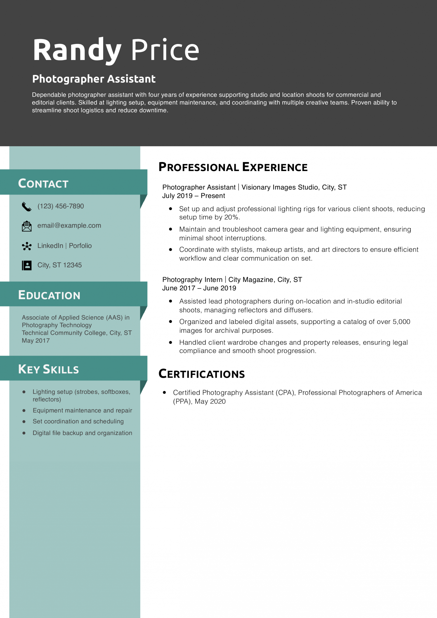 Photographer Assistant Resume Example
