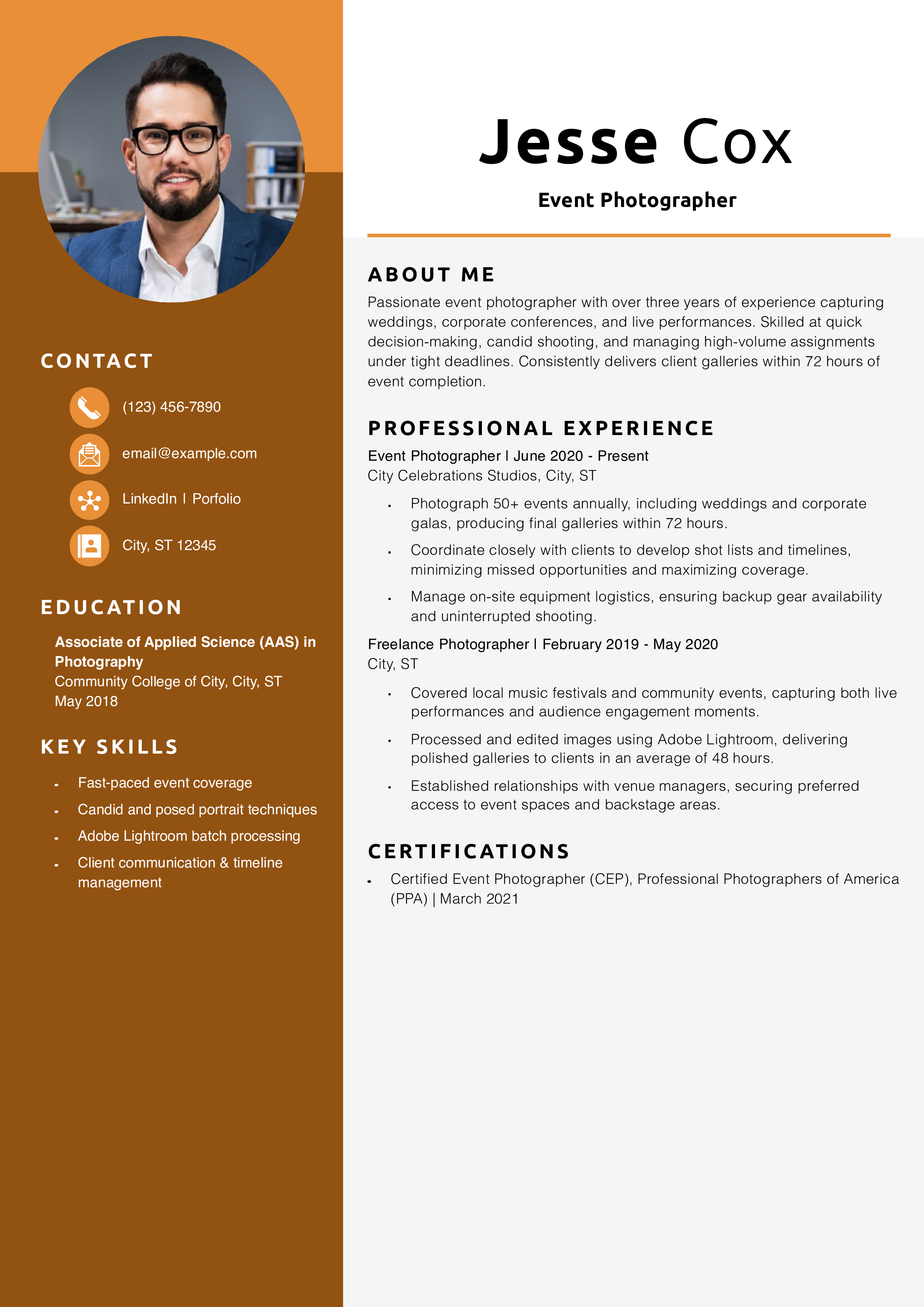 Event Photographer Resume Example
