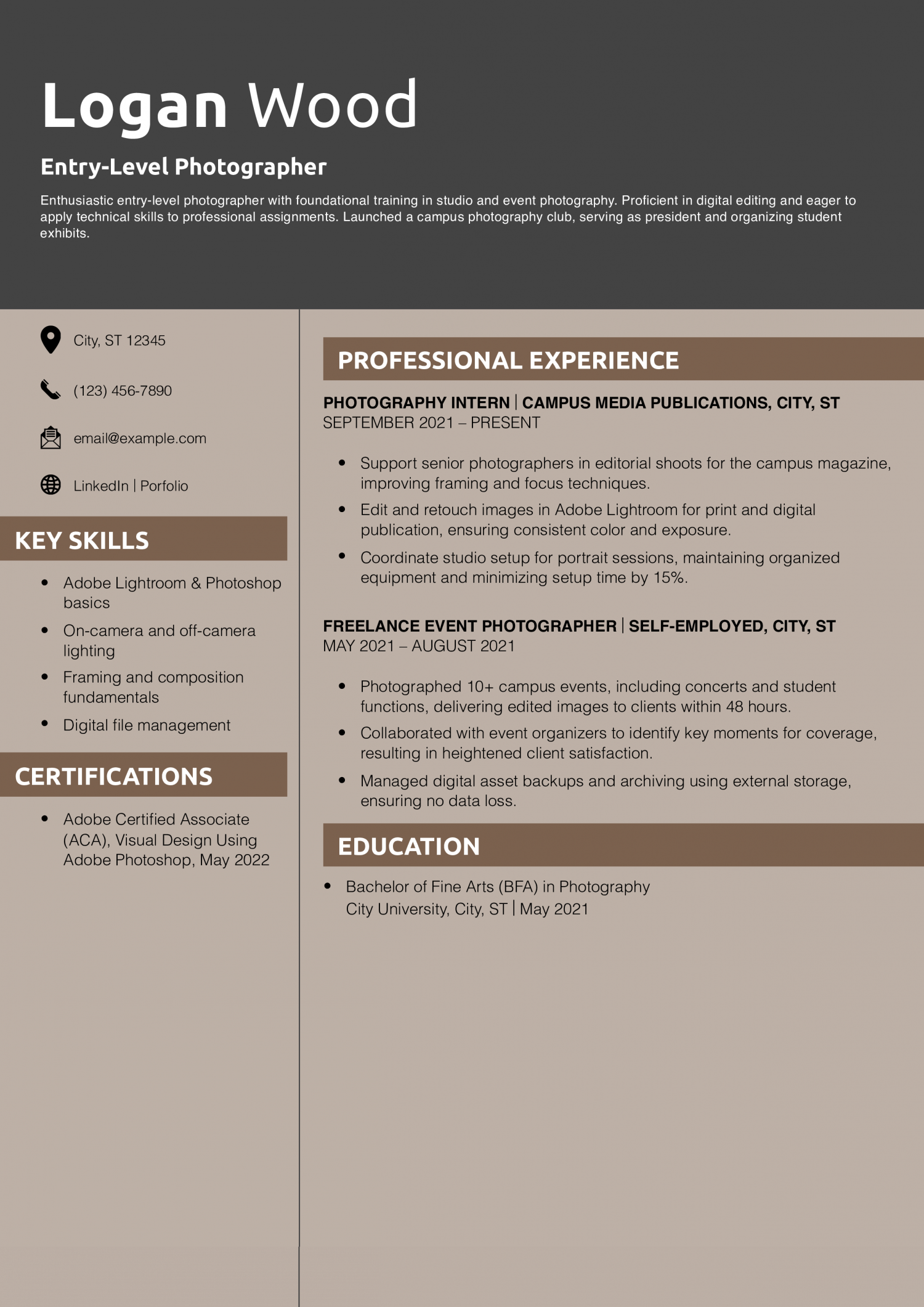 Entry-Level Photographer Resume Example