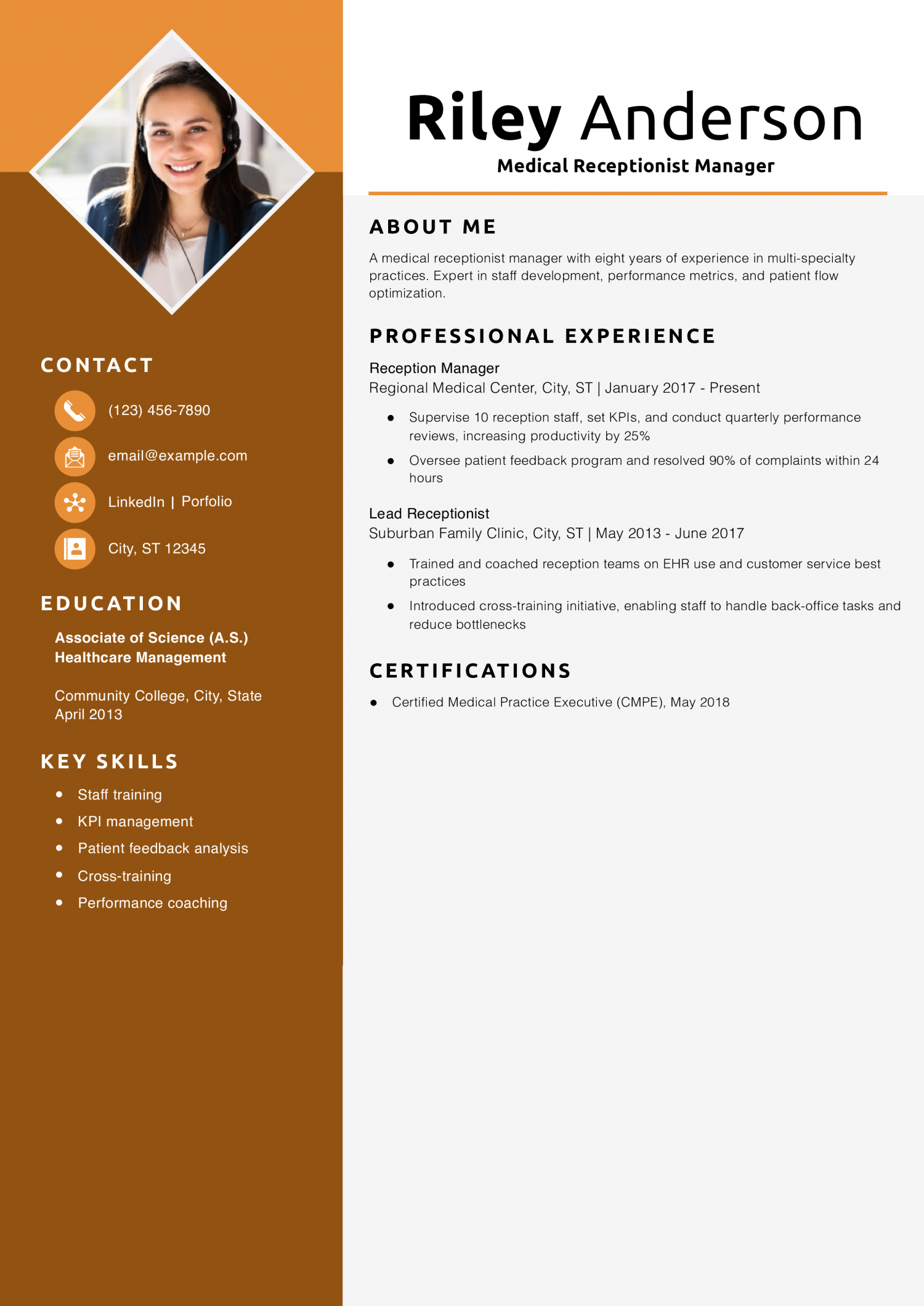 Medical Receptionist Manager Resume Example